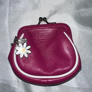 Coach VINTAGE RARE Kisslock coin purse hot pink Leather From 2000s era